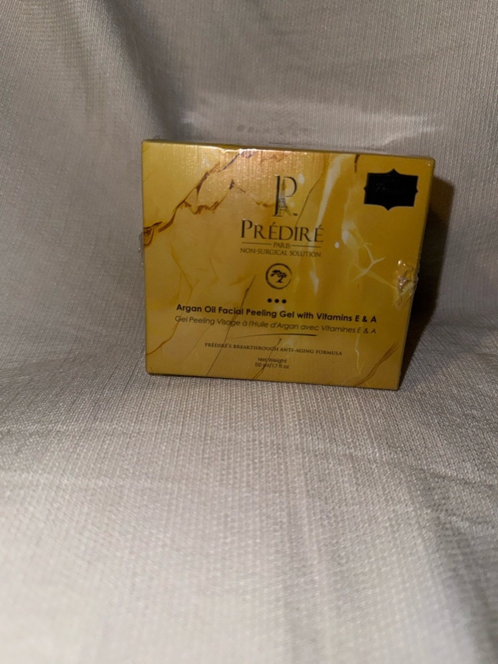 Prédiré Argan Oil Facial Peeling Gel — Gold - Picture 2 of 4